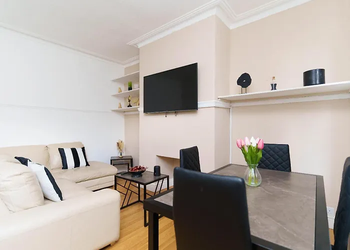 Rio House - 2 Miles From Будинок відпочинку *